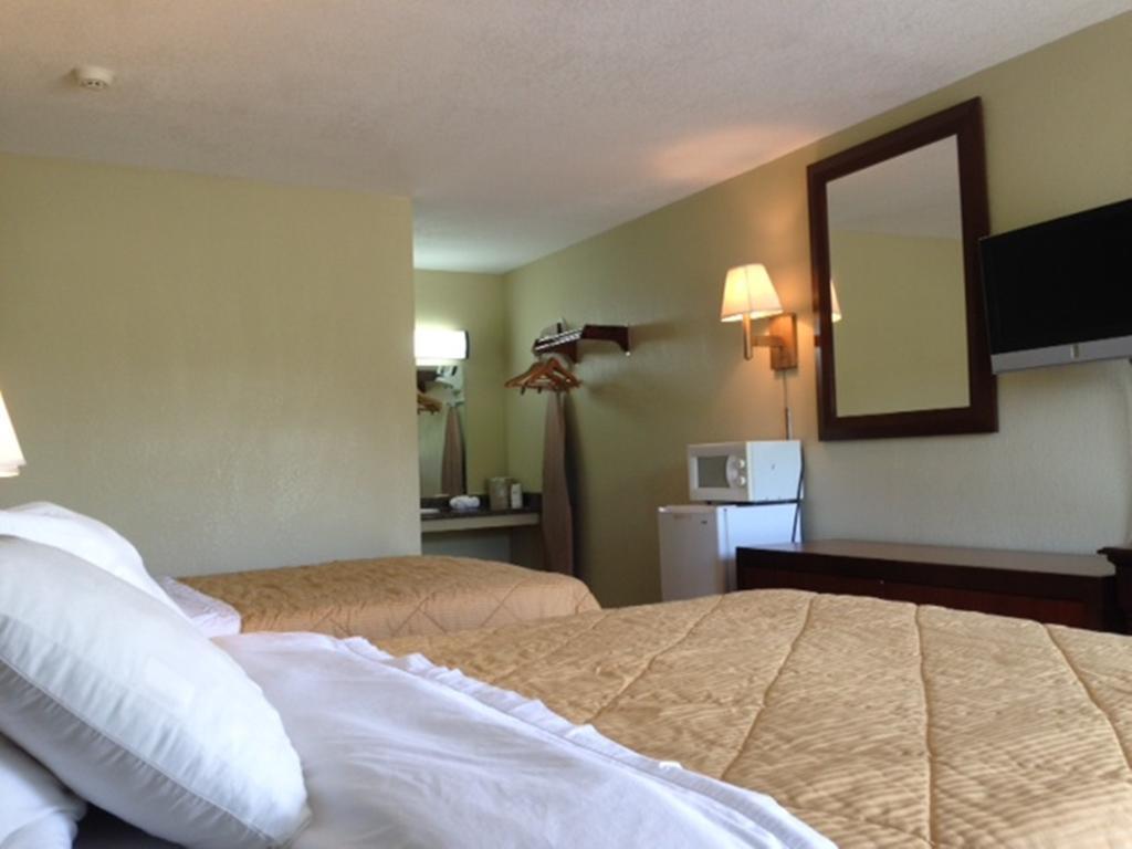 Bellville Mid Ohio Inn الغرفة الصورة